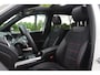 Mercedes-Benz GLB 200 Premium Plus 7p. / Panoramadak / Camera / 20'' / Sfeerverlichting / Navigatie / Dodehoek / DAB / Stoelverwarming / Cruise Control