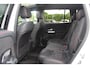Mercedes-Benz GLB 200 Premium Plus 7p. / Panoramadak / Camera / 20'' / Sfeerverlichting / Navigatie / Dodehoek / DAB / Stoelverwarming / Cruise Control