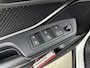 Toyota C-HR 1.8 Hybrid Active Limited | Navigatie | Trekhaak | Cruise Control Adaptief | res RK tm 19-05 ivm Fin