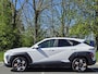 Hyundai Kona 1.6 GDI HEV Premium | KORTING €5895 | DEMO | 360 CAMERA | NAVIGATIE | STOELVENTILATIE |