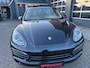 Porsche Cayenne 3.0 D Platinum Edition / Pano / Airsusp / Carplay / Full Option / Full Service ..