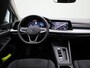 Volkswagen Golf 1.0 eTSI Life Business led matrix (iq.light) | 17 inch lichtmetaal | Navigatie | Stoelverwarming |