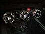 Renault Captur 1.6 E-Tech Plug-in Hybrid 160 Initiale Paris | 360 camera | leer | stoelverwarming | Easy Park Assist | tijdelijk gratis Top Afleverpakket twv Eur 695