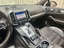 Porsche Cayenne S 4.2d *385PK/850NM* Soft Close / Sport Chrono / Panoramadak / Adaptive Cruise / BOSE / Stoel/Stuurverwarming / TV schermen / Keyless / Afn.Trekhaak / 21"LMV