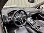 Porsche Cayenne S 4.2d *385PK/850NM* Soft Close / Sport Chrono / Panoramadak / Adaptive Cruise / BOSE / Stoel/Stuurverwarming / TV schermen / Keyless / Afn.Trekhaak / 21"LMV