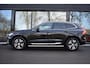 Volvo XC60 T6 350pk AWD Essential Bright | Driver Assist | Trekhaak | 18''