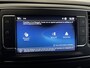 Toyota PROACE Electric Shuttle Long Extra Range Cool 75 kWh 9 pers. Navigatie Apple Carplay/Android Auto Parkeersensoren Cruise Control Lichtmetalen velgen Getinte ramen Airco