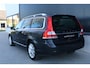 Volvo V70 T4 2.0 Polar+ | Xenon | Afn. Trekhaak | Orig. NL auto | Nav. | PDC V&A | Dealer onderhouden |