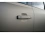 Land Rover Defender 110 2.0 P300e 110 X-Dynamic SE | Full Urban Pack | Schuif/Kantel Dak | Wide Track | Uniek |