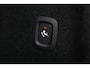 Volvo V60 B3 Essential - IntelliSafe Assist & Surround - Parkeercamera achter - Verwarmde voorstoelen, stuur & achterbank - Parkeersensoren voor & achter - Draadloze tel. lader - Elektr. inklapbare trekhaak - 18' LMV