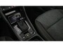 Skoda Karoq 1.5 TSI 150pk Automaat Business Edition / Panoramadak / Trekhaak / Canton Sound