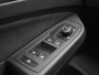 Volkswagen Golf 1.5 eTSI R-Line Edition | Automaat | Stuur en Stoelverwarming | Parkeercamera | App Connect