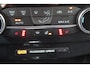 Ford Puma 1.0-125pk EcoBoost Hybrid ST-Line. April 2024 ! Slechts 7.400km ! Autm. airco, navigatie, telefoonvoorb., camera, pdc v+a, parkeerassistent, LED verl., metallic lak, LM wielen, stoel-, stuur- en voorraamverw., lane- en sideassist, adapt. cruise cntrl etc