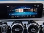 Mercedes-Benz A-klasse 200 Automaat / Wegklapbare trekhaak / Led verlichting / Camera / Stoelverwarming