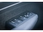 Volvo C40 Single Motor Extended Range Ultimate 82 kWh | 360 graden camera | Trekhaak 1500kg | Panoramadak | Matrix LED koplampen | Harman/Kardon Premium Audio | Adaptive Cruise Control | Stoel- en Stuurwielverwarming | Elektrische stoelverstelling met geheugen