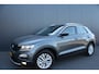 Volkswagen T-Roc 1.5 TSI Style AUTOMAAT - NAVIGATIE - CLIMATE CONTROL