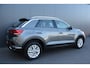 Volkswagen T-Roc 1.5 TSI Style AUTOMAAT - NAVIGATIE - CLIMATE CONTROL