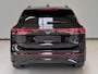 Volkswagen Tiguan 1.5 eTSI R-Line keyless / Matrix / Head up / Massage / Groot nav / Trekhaak el. / Klep el.