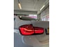 BMW 3-Serie 320i Centennial Executive | Cruise control | Climate control | Adaptief onderstel | LED | Nederlands geleverd | Alarm klasse 3 | Navigatie