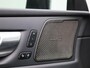 Volvo XC60 T6 Plug-in hybrid AWD Ultimate Dark | Panorama dak | Harman Kardon audio | verwarmde voorstoelen & achterbank |
