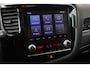 Mitsubishi Outlander 2.4 PHEV Intense+ | Schuifdak | Stoelverwarming | 360 camera | Carplay | Navigatie | Full LED | Stuurverwarming | Keyless | Dodehoek detectie