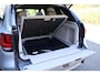 BMW X5 xDrive50i High Executive M Sportpakket, Panoramadak elektrisch, Head-Up Display, Elektrische trekhaak, Navigatiesysteem Professional, Comforttelefonie met uitg. smartphone,  Stoelverwarming bestuurder/passagier, Stoelverwarming achter, Achteruitrijcamera.