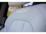 BMW X5 xDrive50i High Executive M Sportpakket, Panoramadak elektrisch, Head-Up Display, Elektrische trekhaak, Navigatiesysteem Professional, Comforttelefonie met uitg. smartphone,  Stoelverwarming bestuurder/passagier, Stoelverwarming achter, Achteruitrijcamera.