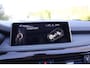 BMW X5 xDrive50i High Executive M Sportpakket, Panoramadak elektrisch, Head-Up Display, Elektrische trekhaak, Navigatiesysteem Professional, Comforttelefonie met uitg. smartphone,  Stoelverwarming bestuurder/passagier, Stoelverwarming achter, Achteruitrijcamera.