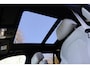 BMW X5 xDrive50i High Executive M Sportpakket, Panoramadak elektrisch, Head-Up Display, Elektrische trekhaak, Navigatiesysteem Professional, Comforttelefonie met uitg. smartphone,  Stoelverwarming bestuurder/passagier, Stoelverwarming achter, Achteruitrijcamera.