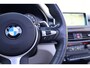 BMW X5 xDrive50i High Executive M Sportpakket, Panoramadak elektrisch, Head-Up Display, Elektrische trekhaak, Navigatiesysteem Professional, Comforttelefonie met uitg. smartphone,  Stoelverwarming bestuurder/passagier, Stoelverwarming achter, Achteruitrijcamera.