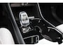 Volvo C40 Recharge Twin Ultimate 82 kWh - Panoramadak - IntelliSafe Assist & Surround - 360º Camera - Verwarmde voorstoelen & stuur - Parkeersensoren voor & achter - Elektr. bedienb. voorstoelen met geheugen links - Draadloze tel. lader - Warmtepomp - Extra getint glas - Elektr. inklapbare trekhaak - 20' LMV