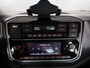 Volkswagen Up! 1.0 65 pk | Verlengde garantie | Navigatie via App | Autom. airco | Cruise control | Parkeersensoren achter | Achteruitrijcamera |