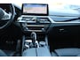 BMW 5-Serie 540i High Executive M-Sport - Nederlandse BMW - Dealer onderhouden Laserlight - 20 inch - Schuif kanteldak - Adaptive cruise control - Heel veel opties Stoelkoeling