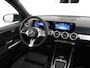 Mercedes-Benz EQB 250+ Business Solution Luxury 7pers. 71 kWh Accu | Distronic Cruise Control | Panorama - Schuifdak | 360° Camera | DAB+ Radio | Voorstoelen Verwarmd | Apple Carplay & Android Auto
