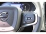 Volvo XC40 T5 Plug-in hybrid Plus Dark | Adaptieve Cruise Control | Interieur Voorverwarming | Verwarmbare voorstoelen, voorruit en stuurwiel |  Rondomzicht Camera| Premium audio by Harman Kardon | 19 inch lichtmetalen velgen| Electrisch bedienbare voorstoelen| Microtech bekleding