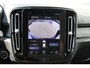 Volvo XC40 T5 Plug-in hybrid Plus Dark | Adaptieve Cruise Control |Interieur Voorverwarming| Rondomzicht Camera| 19"Lichtmetalen velgen| Electrisch bedienbare voorstoelen| Microtech bekleding.