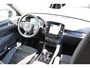 Volvo XC40 T5 Plug-in hybrid Plus Dark | Adaptieve Cruise Control | Interieur Voorverwarming | Verwarmbare voorstoelen, voorruit en stuurwiel |  Rondomzicht Camera| Premium audio by Harman Kardon | 19 inch lichtmetalen velgen| Electrisch bedienbare voorstoelen| Microtech bekleding