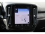 Volvo XC40 T5 Plug-in hybrid Plus Dark | Adaptieve Cruise Control | Interieur Voorverwarming | Verwarmbare voorstoelen, voorruit en stuurwiel |  Rondomzicht Camera| Premium audio by Harman Kardon | 19 inch lichtmetalen velgen| Electrisch bedienbare voorstoelen| Microtech bekleding
