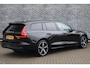 Volvo V60 2.0 T6 Plug-in hybrid AWD Essential | 19" 5-Triple Black Diamond | Climate Pakket | Extra getint glas | parkeersensoren voor + achter | Parkeercamera | Lederen bekleding |