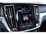Volvo V60 2.0 T6 Plug-in hybrid AWD Essential | 19" 5-Triple Black Diamond | Climate Pakket | Extra getint glas | parkeersensoren voor + achter | Parkeercamera | Lederen bekleding |