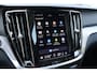 Volvo V60 2.0 T6 Plug-in hybrid AWD Essential | 19" 5-Triple Black Diamond | Climate Pakket | Extra getint glas | parkeersensoren voor + achter | Parkeercamera | Lederen bekleding |