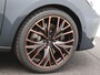 CUPRA Leon 1.5 TSI e-Hybrid VZ Performance 272PK DSG matrix led, schuif-kanteldak, achteruitrijcamera, stuur-stoelverwarming, adaptive cruise met travel assist, elek. verstelbare voorstoel, side assist, keyless, 19" lichtmetaal