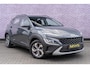 Hyundai Kona 1.6 GDI HEV Comfort | Achteruitrijcamera | LED koplampen | Cruise Control | Apple CarPlay & Android Auto | DAB | Parkeersensor Achter |