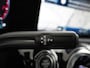 Mercedes-Benz A-klasse 180 Star Edition Luxury Line | Cruise Control | Achteruitrijcamera | DAB+ Radio | Voorstoelen Verwarmd | Sfeerverlichting | 17" Lichtmetalen Velgen
