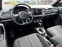 Volkswagen T-Roc 1.5 TSI Style / 18"LMV / NAVI / CAMERA / Dode hoek assistentie