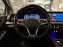 Volkswagen Golf 1.5 eTSI Style * NL Auto / Automaat / Panoramadak / Carplay / Afn. Trekhaak / LED *