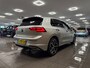 Volkswagen Golf 1.5 eTSI Style * NL Auto / Automaat / Panoramadak / Carplay / Afn. Trekhaak / LED *