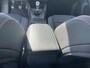 Ford Focus 1.5 EcoBoost Titanium Business Navigatie, Apple carplay/Android auto, Parkeersensoren V+A en camera, Stoel+stuur verwarming, 17" LM-velgen, Cruise controle