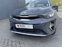 Kia Stonic 1.0 T-GDI MHEV (Trekhaak - Camera - Stoel -/- stuurverwarming - Navigatie - Automatische Airco - LED)