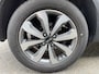 Kia Stonic 1.0 T-GDI MHEV (Trekhaak - Camera - Stoel -/- stuurverwarming - Navigatie - Automatische Airco - LED)